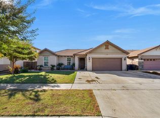 1379 W Ambassador Way, Hanford, CA 93230