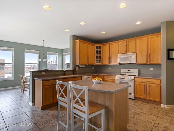 5th image of 2069 William Dr