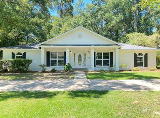 824 Regents Dr W, Mobile, AL 36609