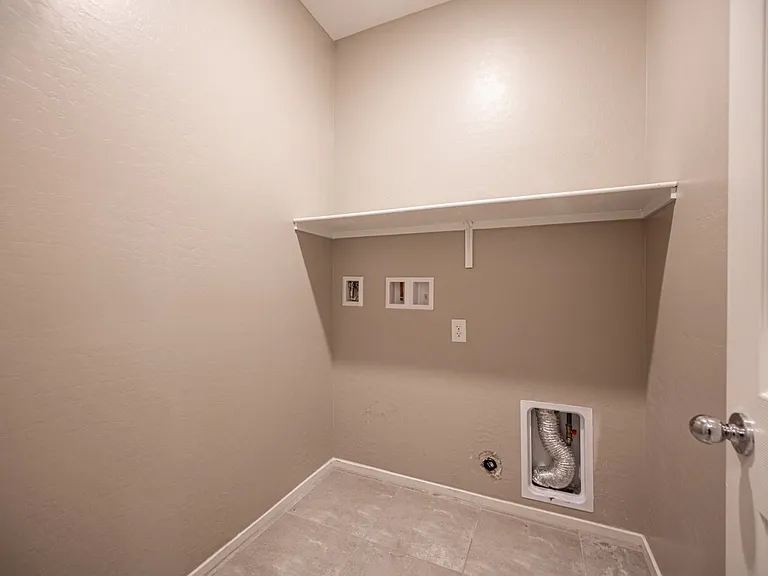 2715 Amazing Meadows Ave — Photo 39