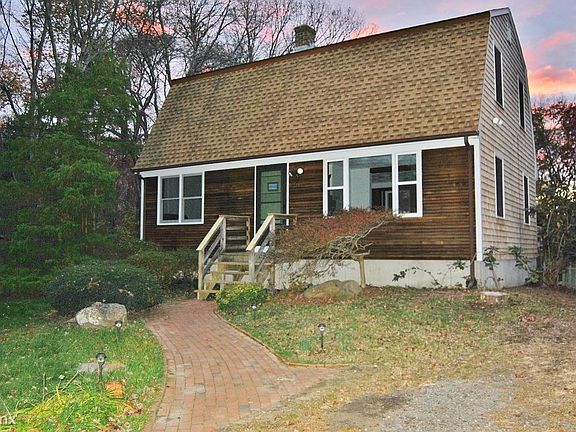 1.1 1050 BROAD ROCK RD