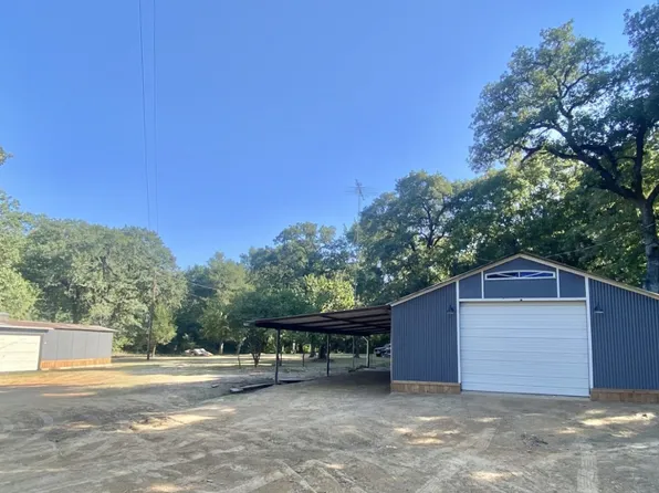 998 County Road 263, Gainesville, TX 76240