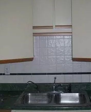 4th image of 7242 Saint Marys St