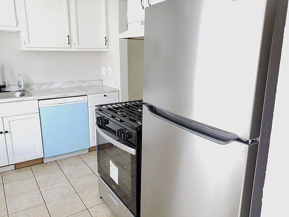 2nd image of 23855 Banbury Cir APT 3