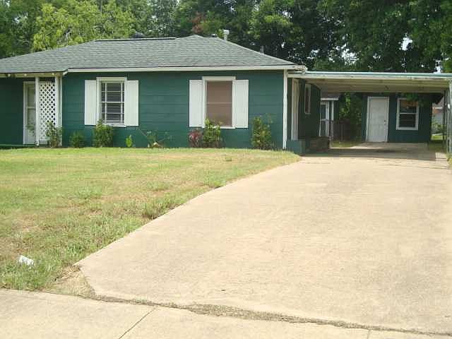 1st image of 1204 Thomas Ave