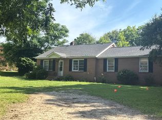 39 Griffinville Rd, Pomaria, SC 29126