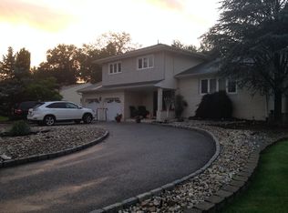 89 Glenroy Rd, Fairfield, NJ 07004