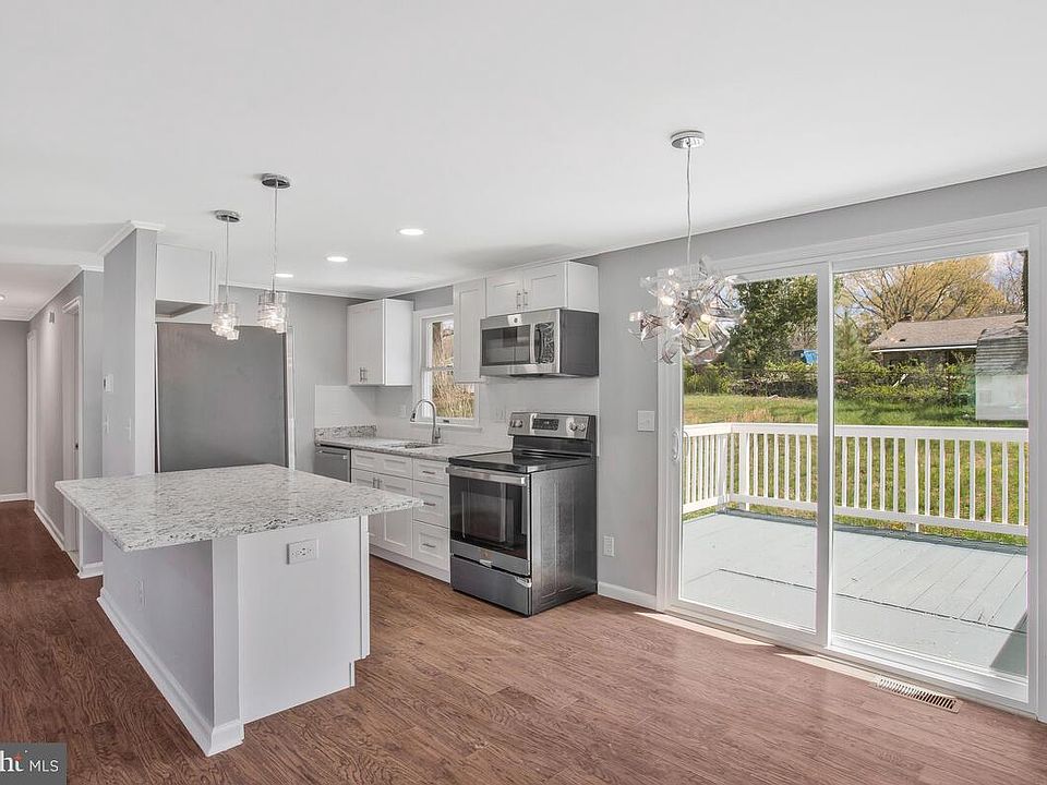 1st image of 21388 S Essex Dr