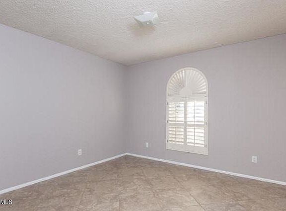 5th image of 2830 E Cannon Dr