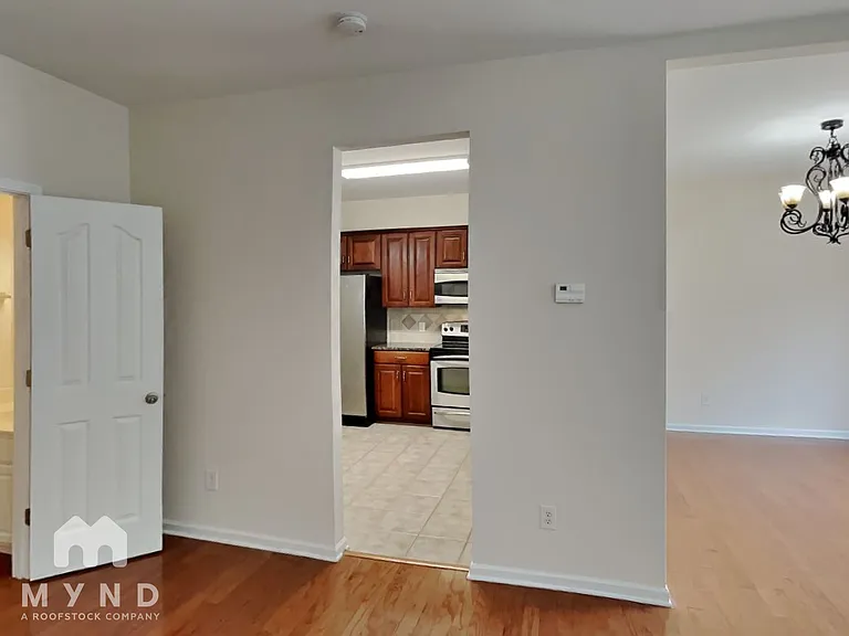 10019 Garrison Watch Ave — Photo 6