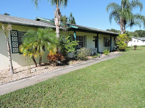 5th image of 2412 Queen Palm Dr