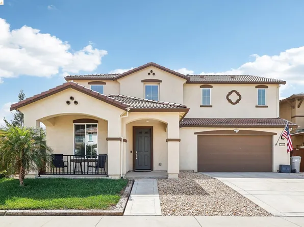 2566 Chamberlain Ct, Woodland, CA 95776