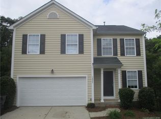 7047 Centerline Dr, Charlotte, NC 28278