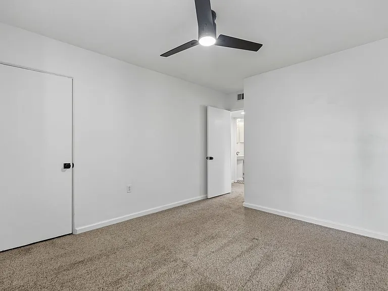 16 Faris Cir — Photo 15