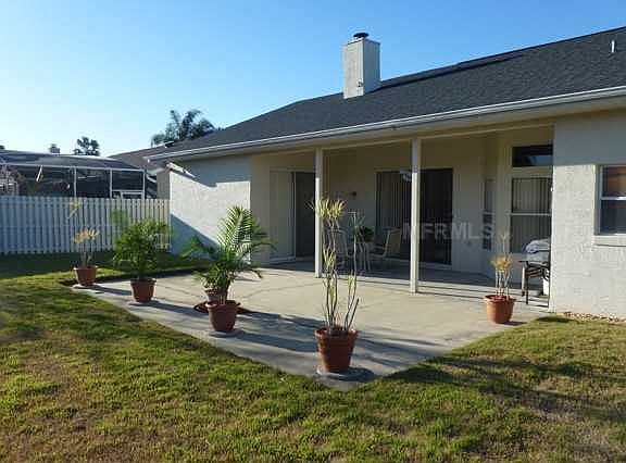 2nd image of 3612 Molona Dr