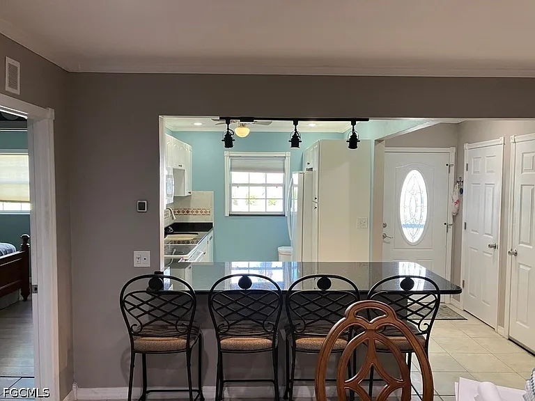 6925 Par Way — Photo 13