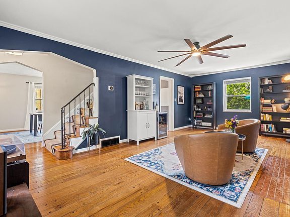 5th image of 6316 Aspen Way