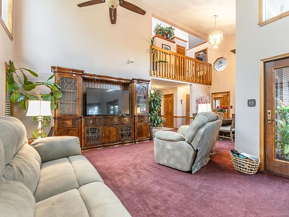4th image of 118 Applegrove Dr