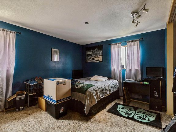 5th image of 2328 N Birchwood Ave