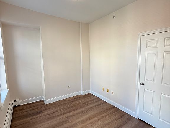 4th image of 71 Westland Ave APT 403