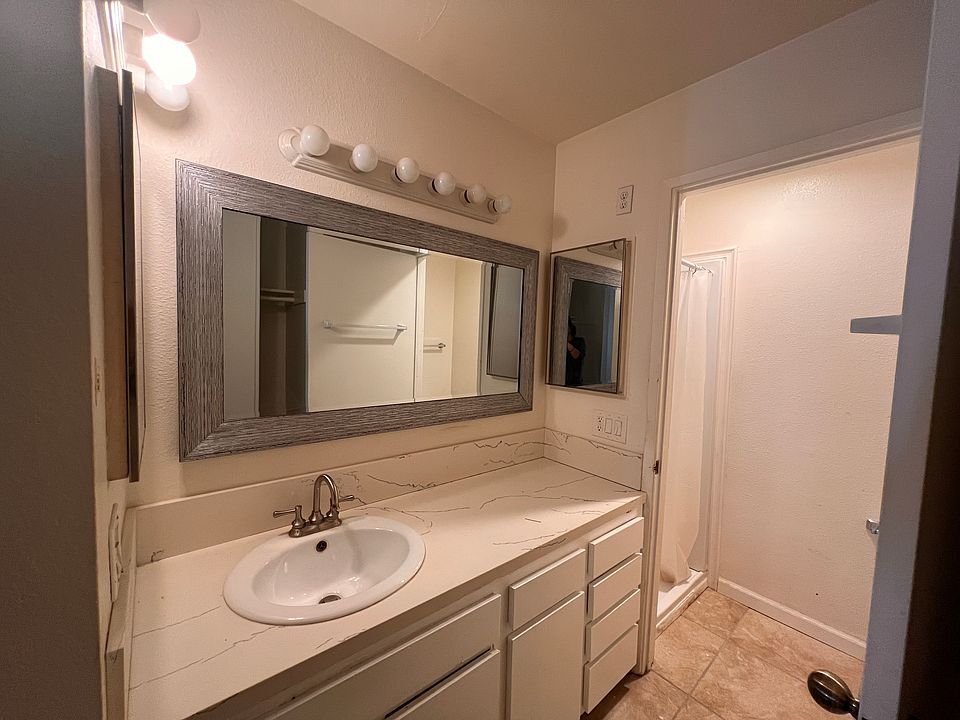 2nd image of 12609 Robison Blvd