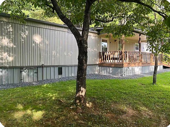 3rd image of 118 Horizon Rd