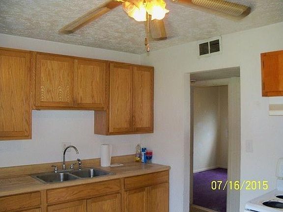 5th image of 4706 Vanguard Ave
