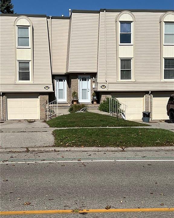 1st image of 656 Grey St #G