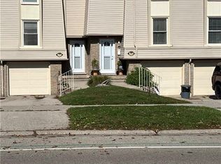 656 Grey St #G, Brantford, ON N3S4Y4