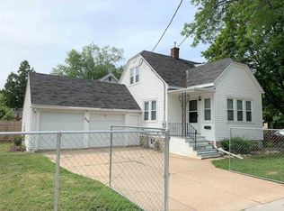 319 Gray St, Green Bay, WI 54303