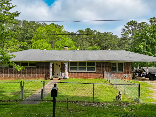 12 Boulevard St, Tallapoosa, GA 30176
