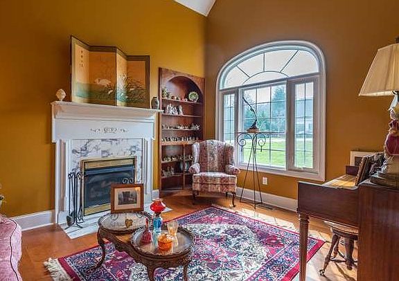4th image of 439 Coosa Way