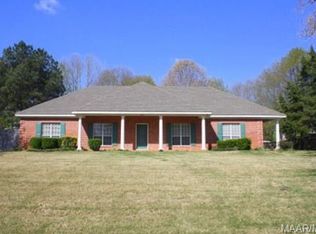 207 Woodgate Dr, Elmore, AL 36025