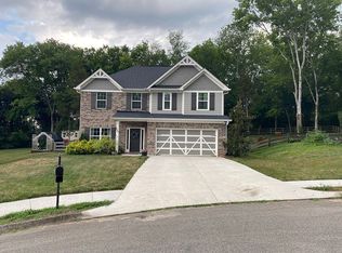 257 Caulderwood Ln, Lenoir City, TN 37771