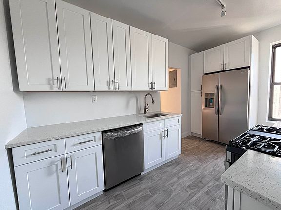 2nd image of 97 Brooklyn Ave APT 6K