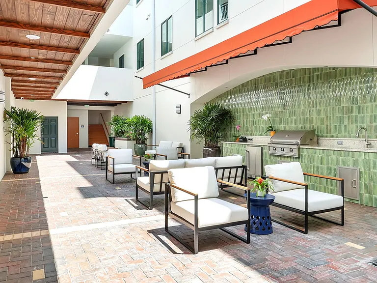 Experience Modern Luxury at Smith & Main: Premier Living in Downtown Winter Garden — Photo 25