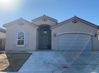 868 Rubicon Ave, Madera, CA 93637