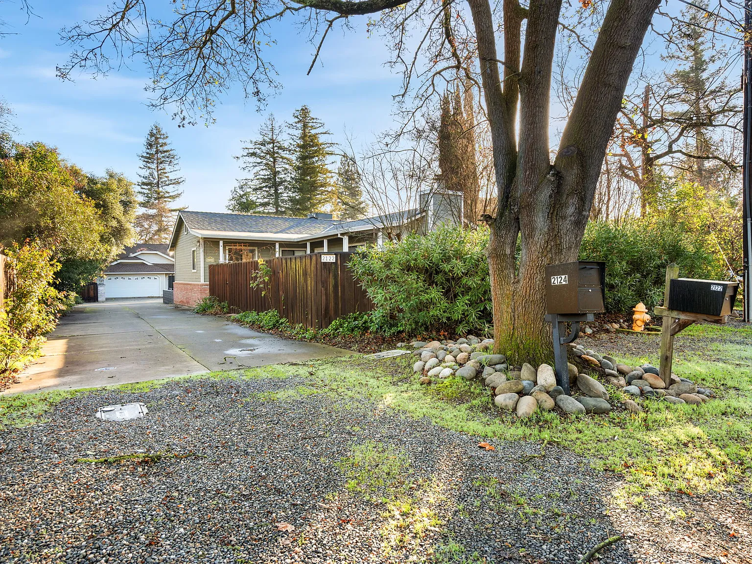 3 bed, $3,995 — Photo 4