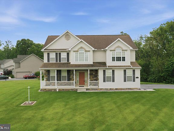 4th image of 1671 Raven Dr N #153