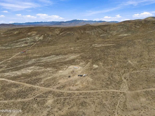 1060 Onyx St, Silver Springs, NV 89429