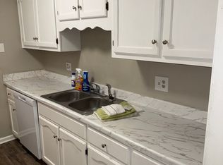2421 Gaslight Pl SW #8, Decatur, AL 35603