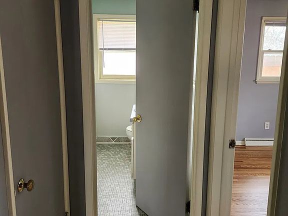 5th image of 1415 Briquelet St