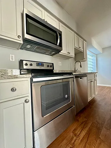 204 Cherry St Photo 1