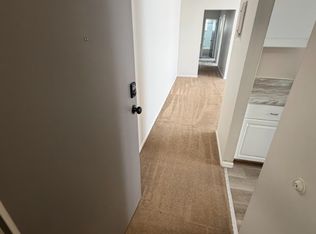 191 Center Rd #302, Bedford, OH 44146