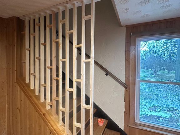 5th image of 4809 Greenwood Rd