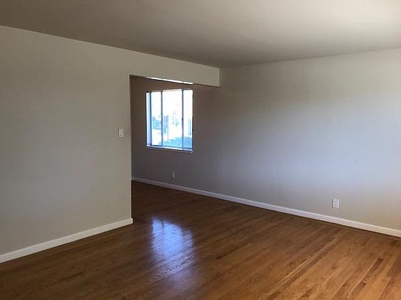 5th image of 1296 Laurel St #2