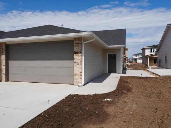 17012 W Lawson St, Goddard, KS 67052