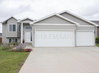 4279 31st Ave S, Fargo, ND 58104