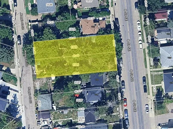 1125 8th St SE, Calgary, AB T2G 2Z6