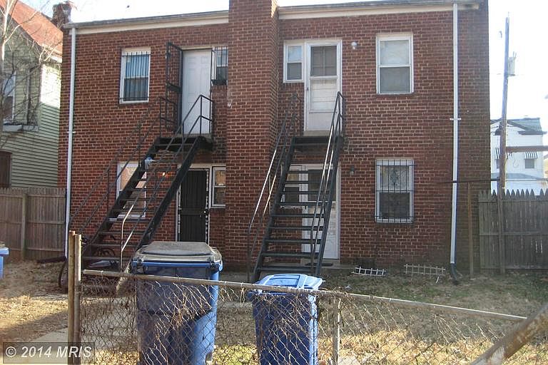 2nd image of 3309 Brothers Pl SE